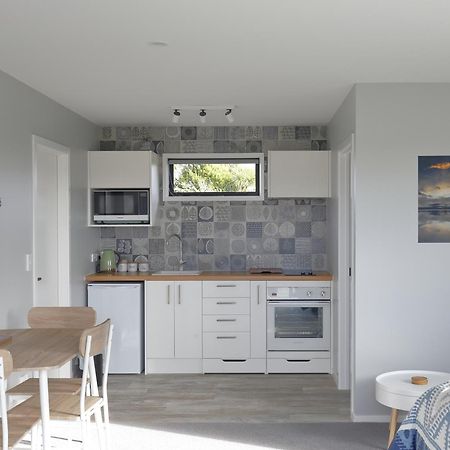 The Tui Studio - Te Anau Holiday Studio Exteriör bild