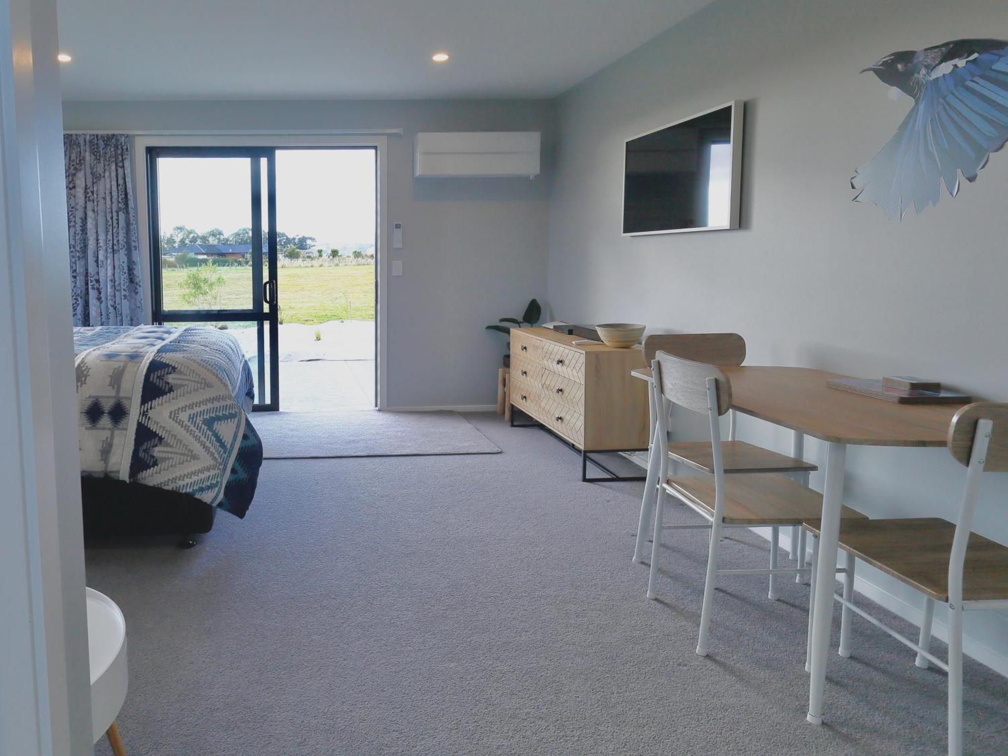 The Tui Studio - Te Anau Holiday Studio Exteriör bild