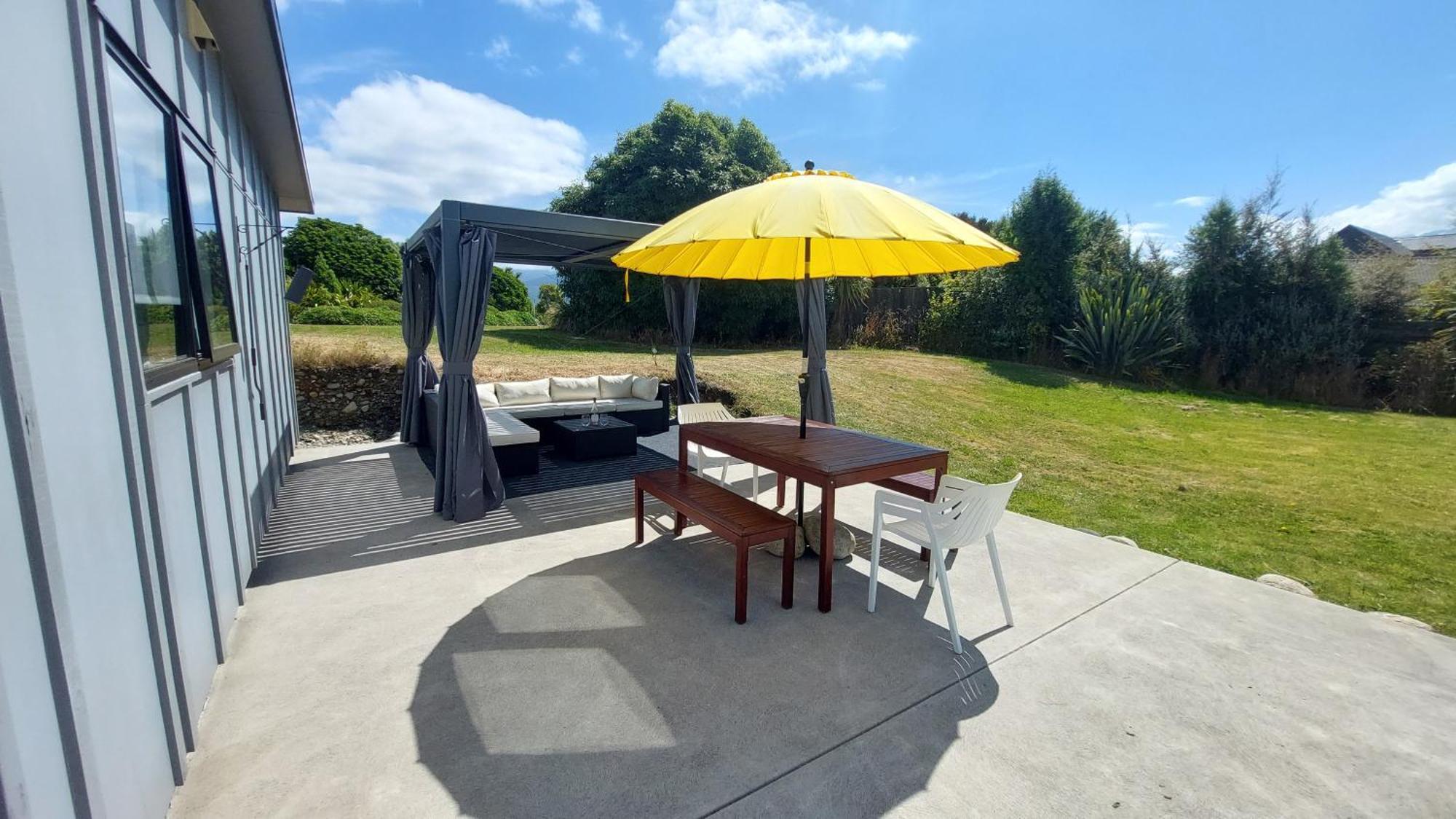 The Tui Studio - Te Anau Holiday Studio Exteriör bild